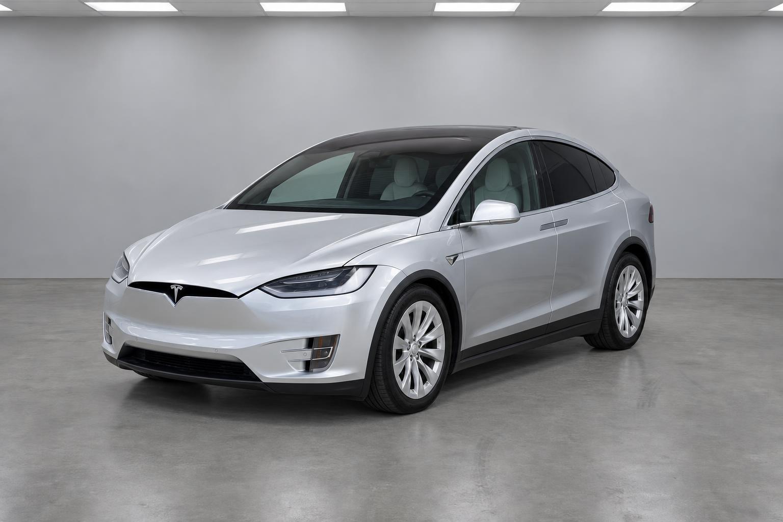2017 Tesla Model X 75D, front three-quarter