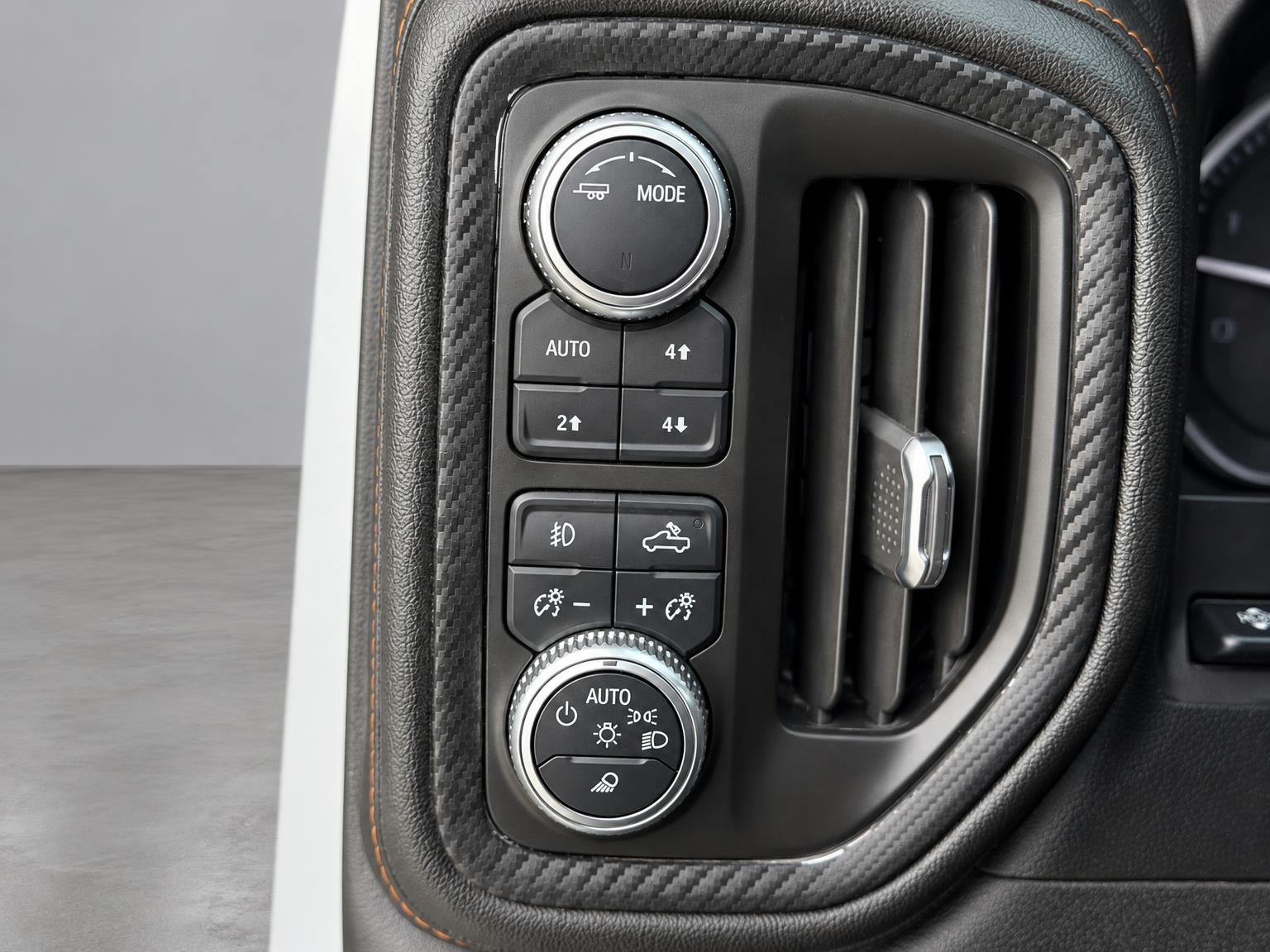 2021 GMC Sierra 3500HD AT4 - Photo 34