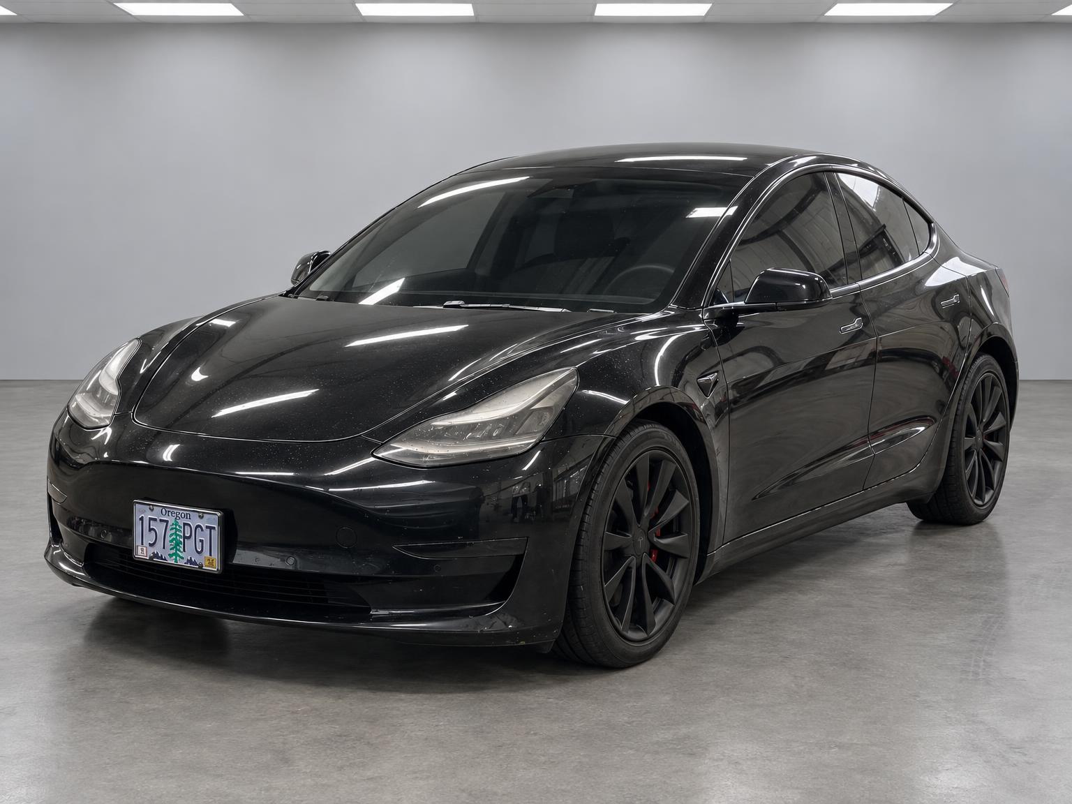 2022 Tesla Model 3 Performance, front three-quarter