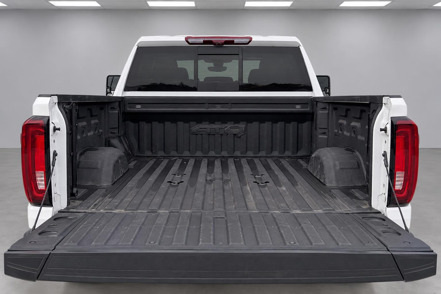 2021 GMC Sierra 3500HD AT4 - Photo 13