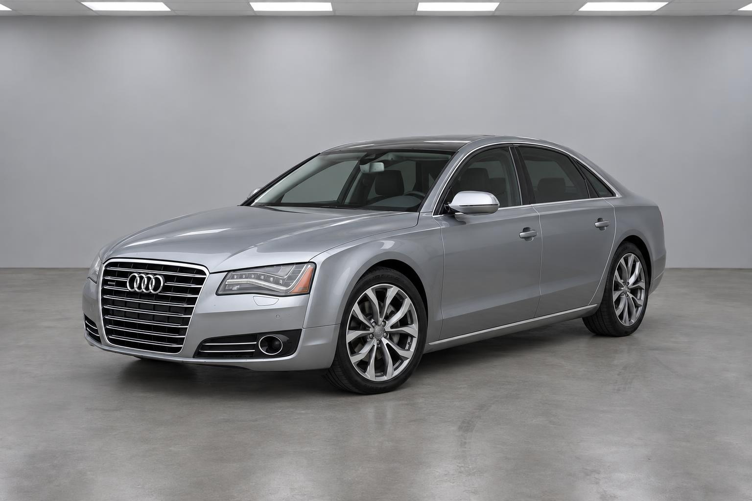 2013 Audi A8 L 3.0T, front three-quarter