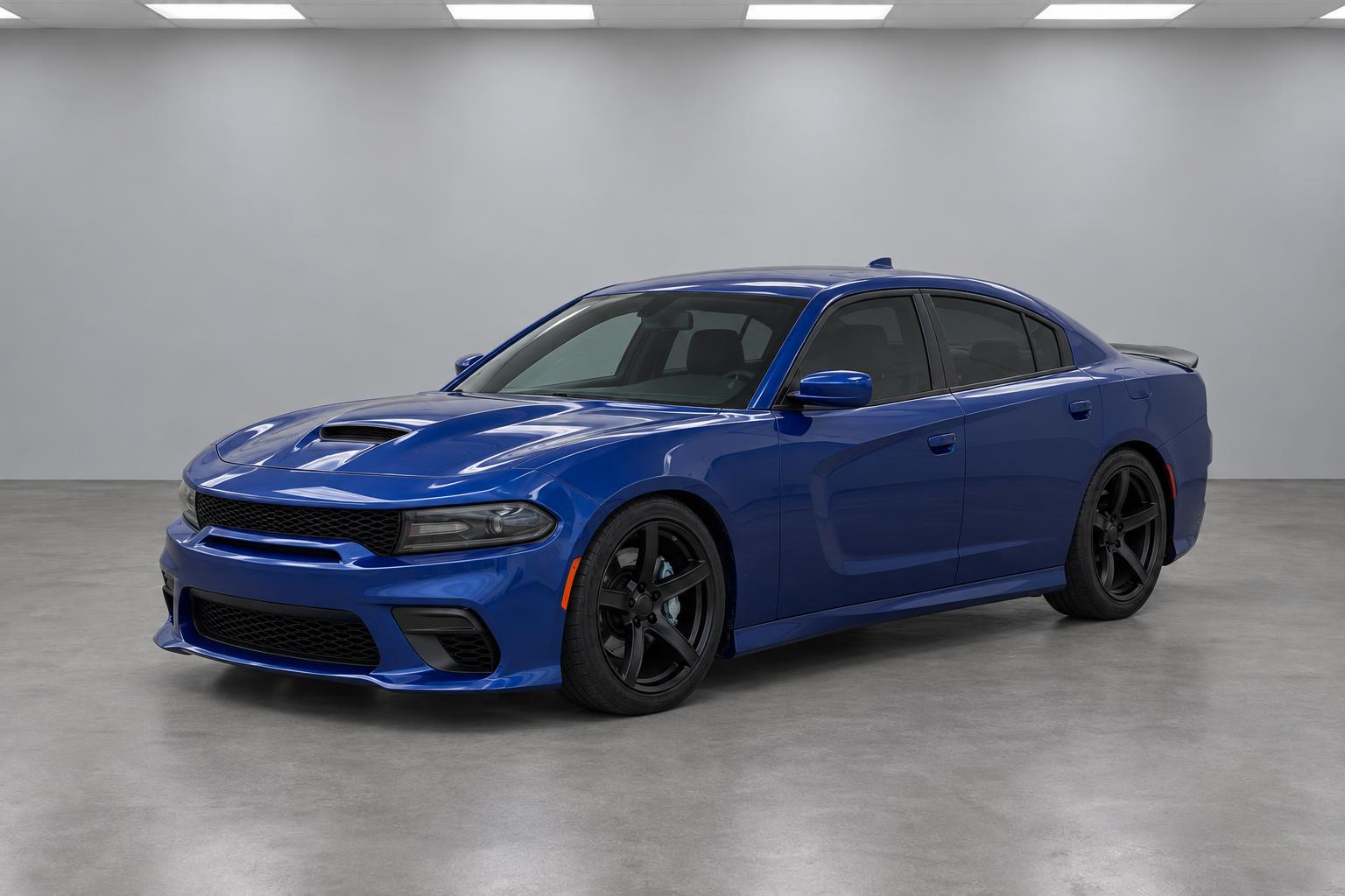2019 Dodge Charger Scat Pack, front three-quarter