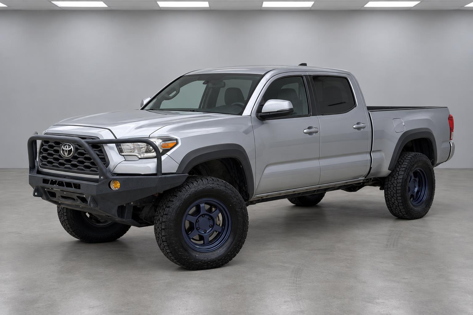 2020 Toyota Tacoma TRD Off-Road, front three-quarter