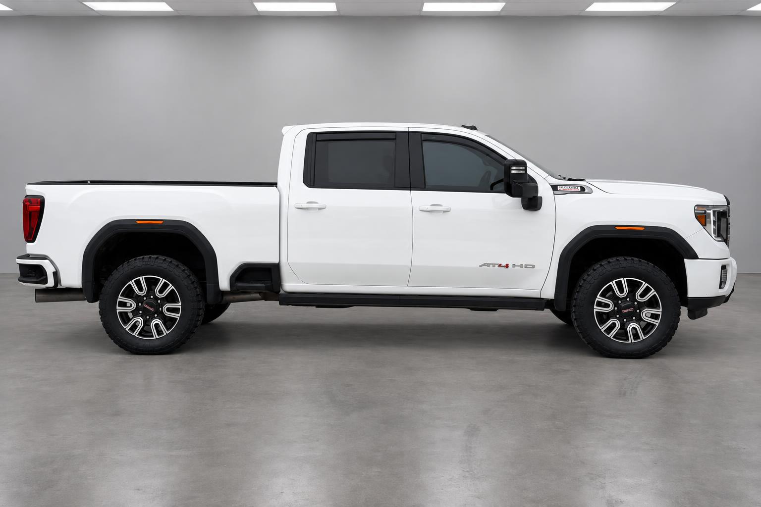 2021 GMC Sierra 3500HD AT4 - Photo 19