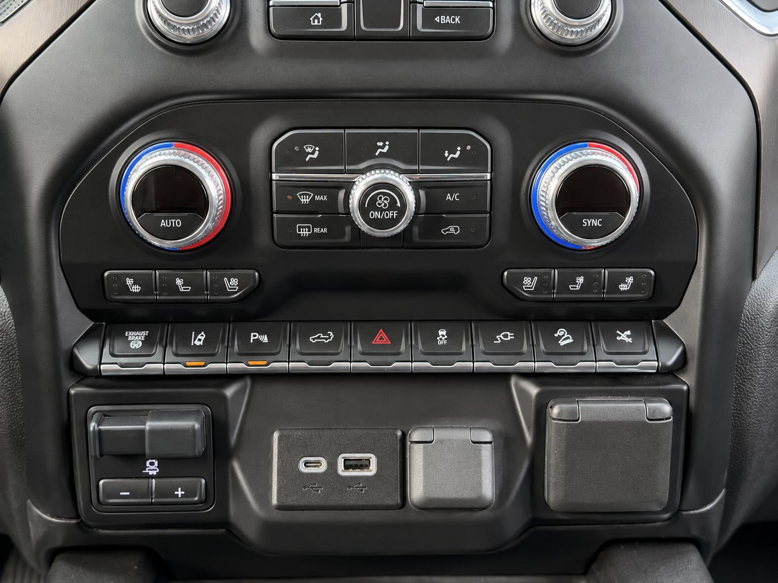 2021 GMC Sierra 3500HD AT4 - Photo 30