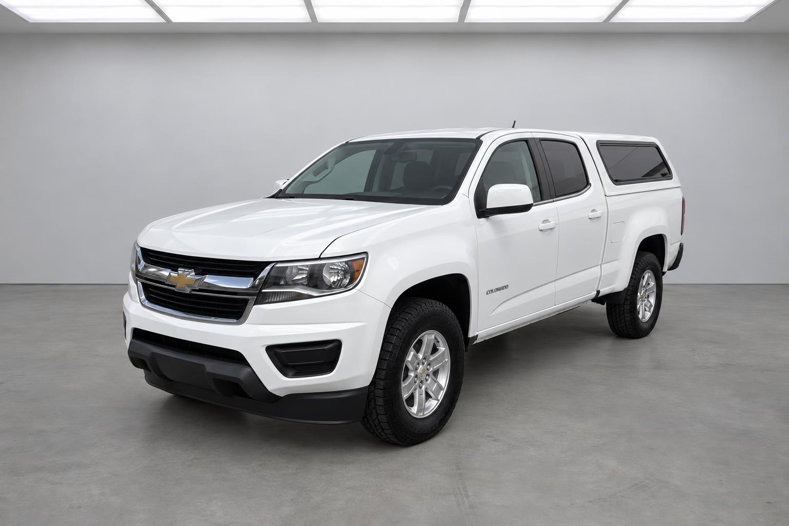 2020 Chevrolet Colorado Work Truck, front three-quarter