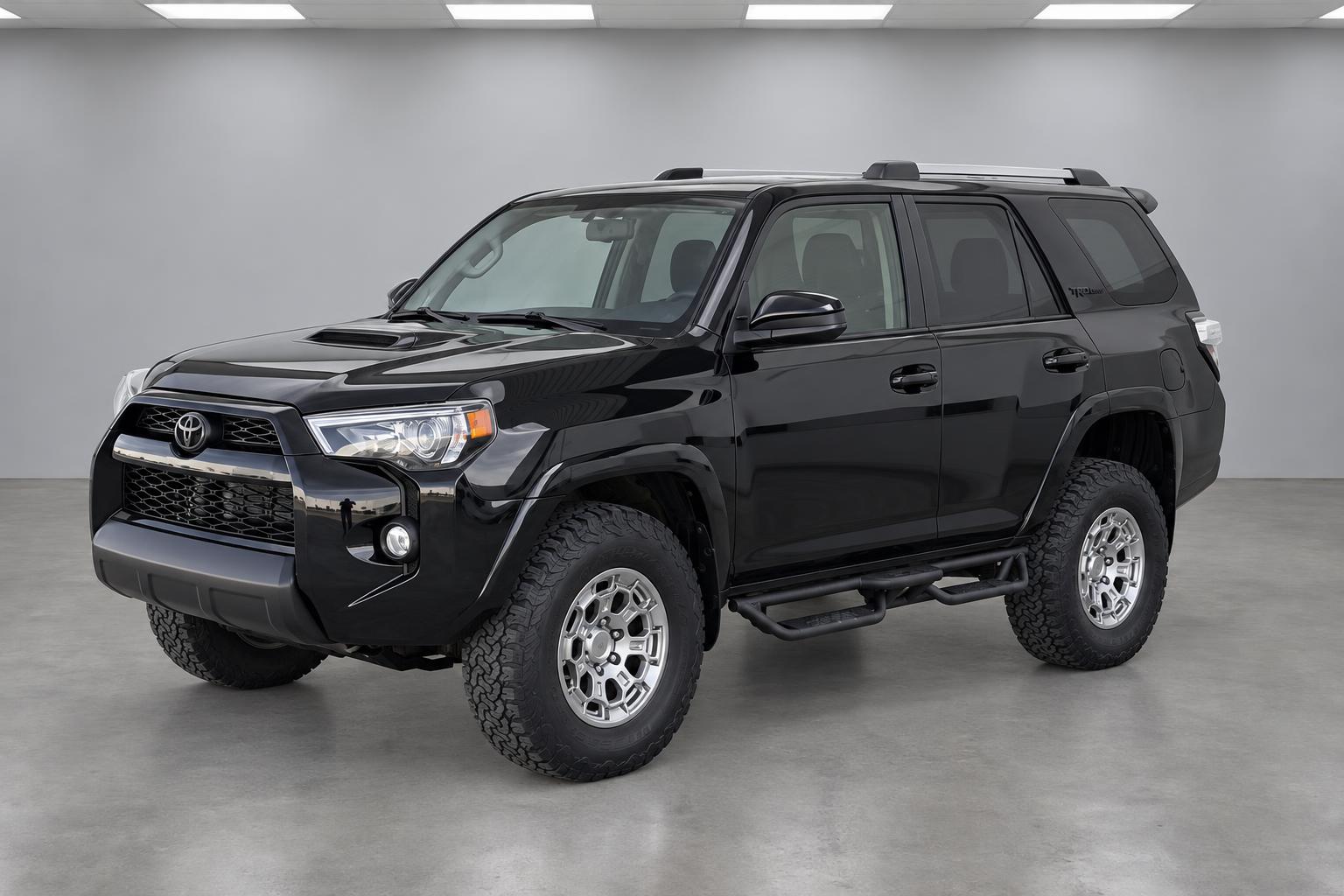2019 Toyota 4Runner TRD Pro, front three-quarter