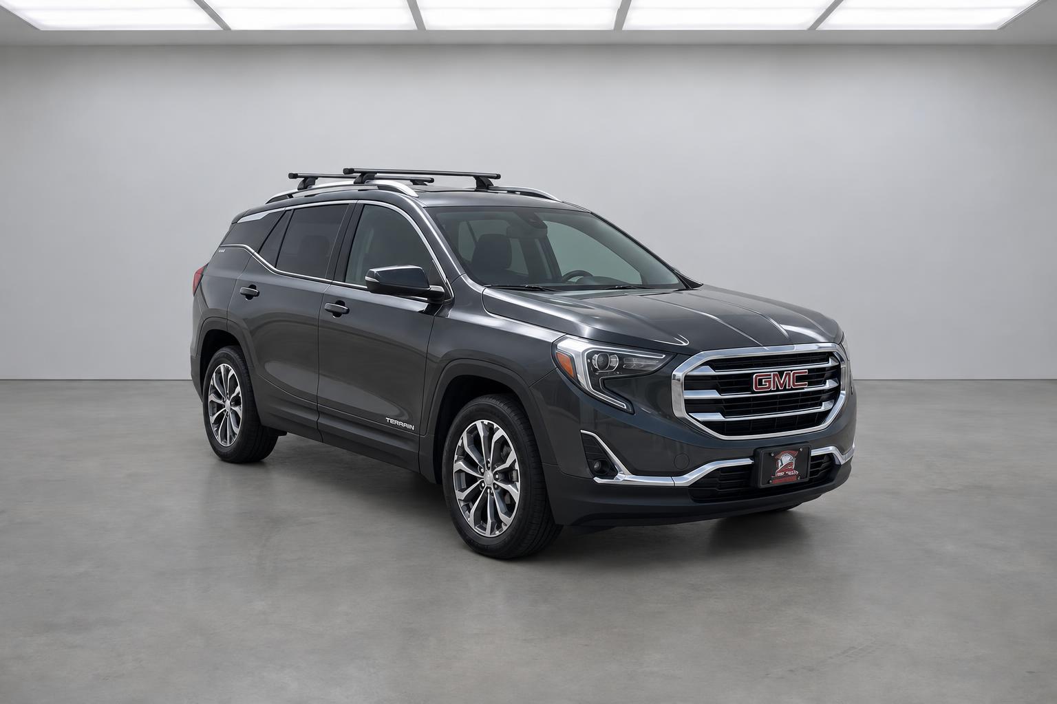 2018 GMC Terrain SLT, front three-quarter